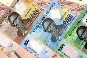 Ritmo de queda do kwanza vai abrandar em 2021 e 2022 - Fitch Solutions