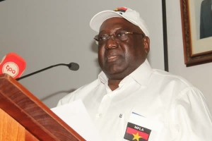 MPLA preocupado com informações falsas e decisões internas nas redes sociais