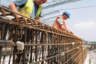 Fitch corta previsão do setor da construção em Angola de 6,7% para 0,9% até 2023