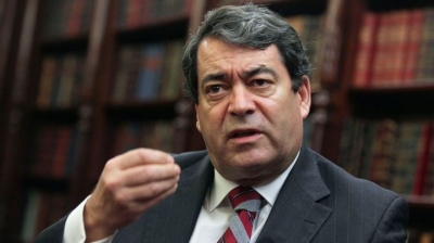 Manuel Vicente “não é um angolano qualquer”, diz Marinho e Pinto