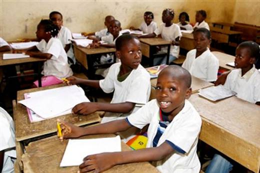 Ano letivo angolano arranca com 1,9 milhões de novos alunos do total de 9,7 milhões