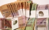 Moeda angolana bate mínimos históricos face a dólar e deprecia-se face ao euro