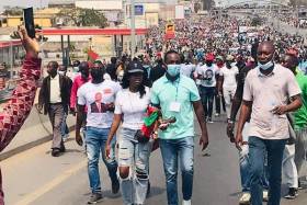 Porque é que os angolanos aderiram em massa aos protestos de sábado?