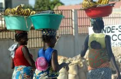 Um quarto das 'zungueiras' angolanas asseguram renda ativa das suas famílias