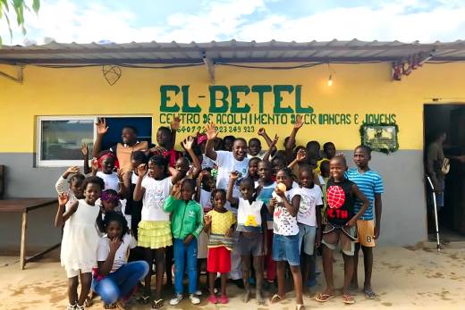 Associação alerta autoridades angolanas para crianças acolhidas em instituições sem autorização