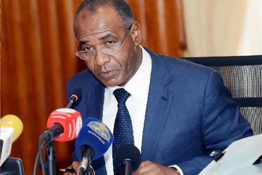 Isaac dos Anjos: "Angola já não vai implorar por investidores brasileiros"