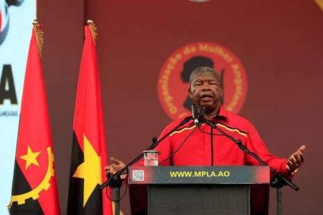 Varinhas mágicas não baixam preços da cesta básica apenas mais produção - líder do MPLA