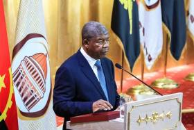 João Lourenço anuncia 37 concessões petrolíferas em seis anos e quer diamantes lapidados em Angola