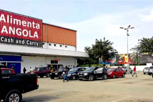 Alimenta Angola acusada de usar nome da Carrefour indevidamente