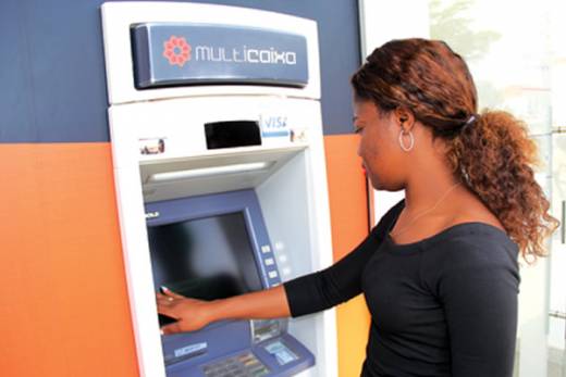BNA determina comissão de 1% para levantamentos nos terminais automáticos