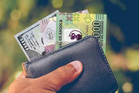 Kwanza valoriza-se até junho mas perde 11% em 2021