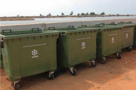 Governo de Luanda garante responsabilizar operadoras que retiraram contentores de lixo