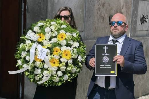 Amnistia Internacional entrega a PM de Portugal obituário da liberdade de expressão e de manifestação em Angola