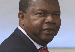 João Lourenço com proposta para autorizar garantias do Estado de até 3.020 milhões de dólares em 2018