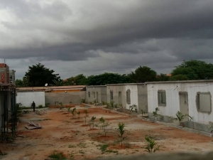 Sobrinho de Fernando da Piedade Dias dos Santos “Nandó” invade terreno no bairro Quifica à mão armada.