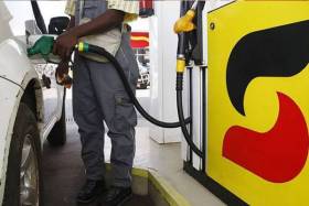Eliminação dos subsídios aos combustíveis em Angola seria imprudente para já - economista