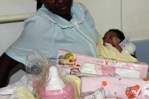 Angola lança plano para baixar até 14% taxa de contaminação do VIH de mãe para filho até 2021