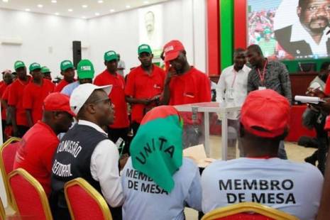 UNITA inicia hoje congresso para escolher novo presidente