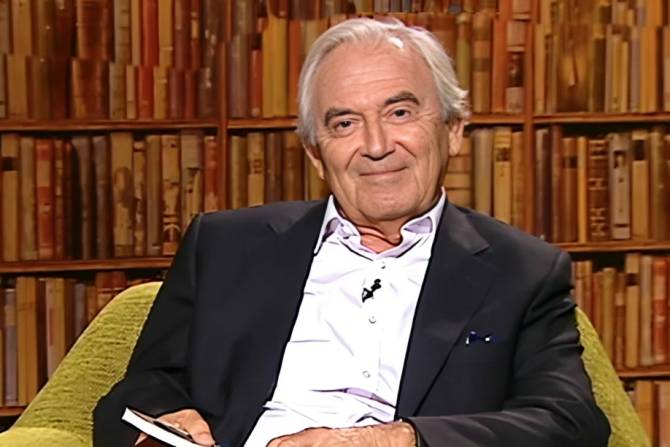 "Angola é hoje um arquipélago com algumas ilhas de riqueza e um oceano de pobreza" - Onofre dos Santos