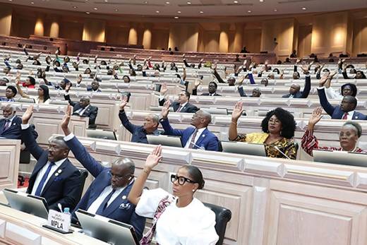 Parlamento aprovou balanço de execução orçamental no segundo trimestre de 2025