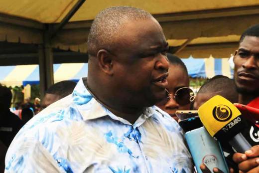 Problemas de Luanda são agravados por explosão demográfica - governador