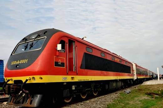 Angola vai lançar concurso internacional para concessão de gestão do Caminho-de-Ferro de Moçâmedes