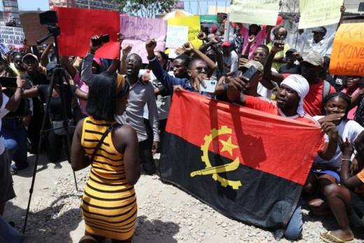 Manifestantes pedem penas mais duras contra abusadores sexuais em Angola