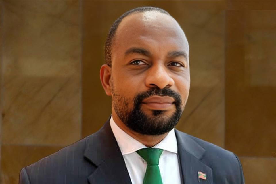 UNITA &quot;tem pago preço muito caro para garantir estabilidade&quot; em Angola - Nelito Ekuikui