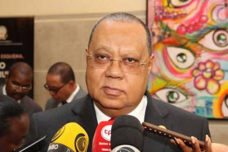 Hélder Pitta Groz proposto para mais um mandato de cinco anos como PGR de Angola