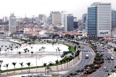Dívida pública de Angola duplicou desde 2014 e já pesa 84% do PIB - Finanças