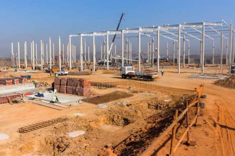 Angola vai investir perto de 445,5 milhões de dólares para construir 21 centros logísticos até 2038