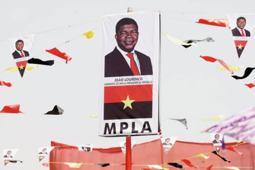 UNITA pede remoção imediata de propaganda eleitoral do MPLA nas ruas de Luanda