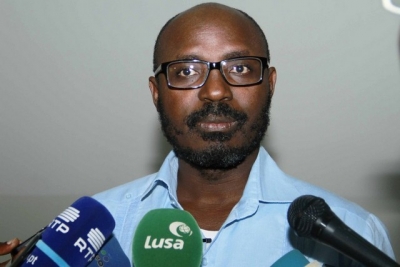 Fundos desviados do Estado em Angola devem ser inventariados e devolvidos - Rafael Marques