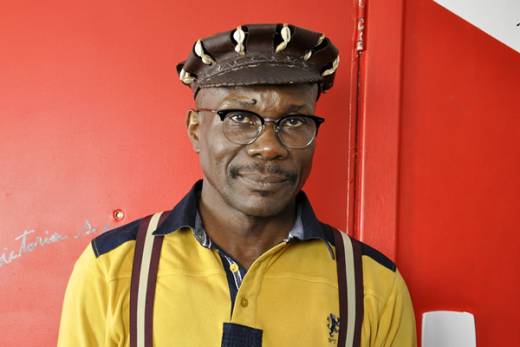 Governador de Cuando Cubango ameaça processar judicialmente jornalista William Tonet