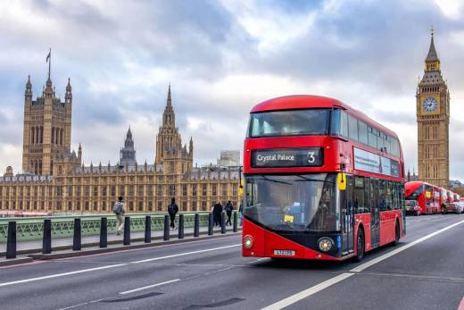 Londres ameaça restringir vistos a angolanos se Luanda não aceitar deportações