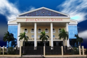 Igreja Universal solicita adiamento da audiência de acção trabalhista