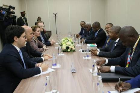 Endiama assina acordo com grupo britânico Gemcorp para projeto na Lunda Norte