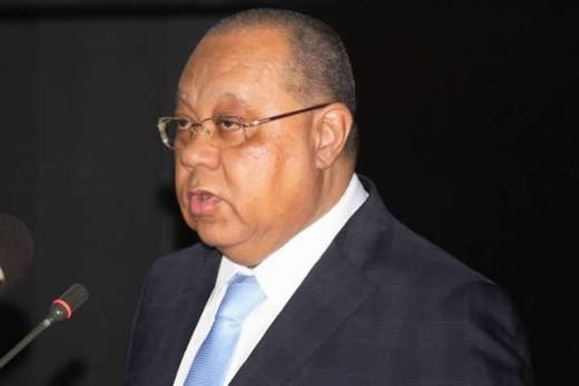 Presidente João Lourenço reconduz Pitta Groz como PGR, Inocência Pinto é a nova vice