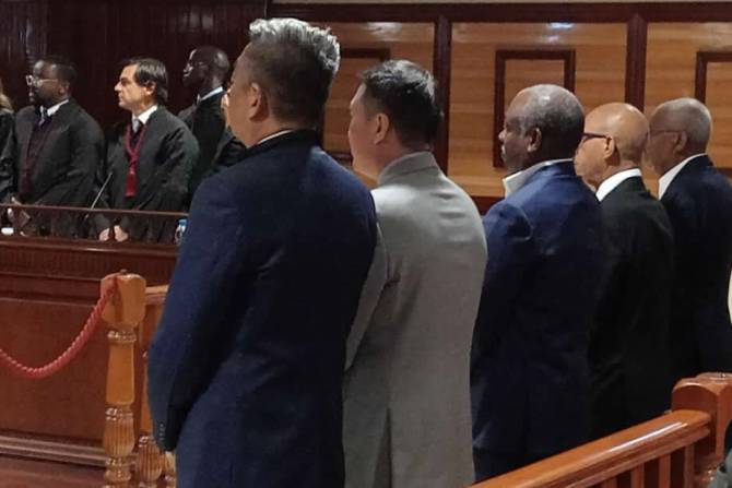 Audição dos arguidos do processo dos generais "Kopelipa" e "Dino" começa terça-feira