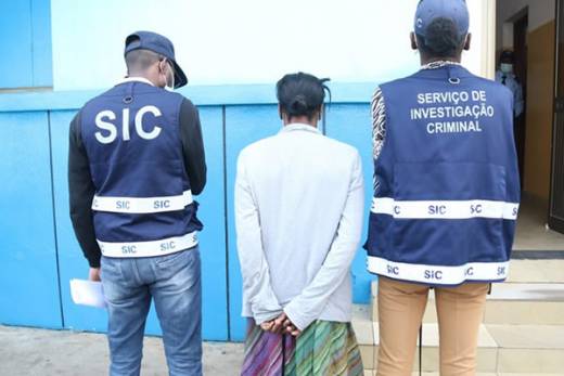 Jovem mata filha para ficar rica por ordem de quimbandeiro