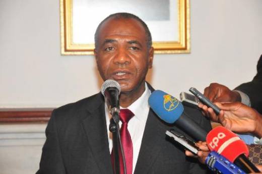 Óbito Zédu: Conselheiro presidencial angolano pede contenção aos filhos