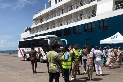 Angola lamenta conectividade aérea intra-africana limitada que afeta fluxo de turistas