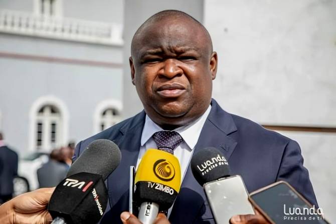 Ministro do Interior pede celeridade na revisão de projetos de leis de taxas e multas