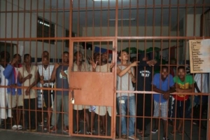 Sobrelotação em cadeia da província angolana do Huambo preocupa autoridades