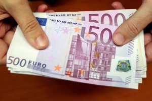 Cidadãos residentes em Angola podem levantar até 8.000€/ano em divisas