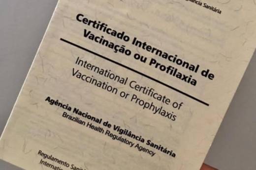 Covid-19: Angola começa a emitir certificado de vacinação