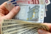 Kwanza volta a desvalorizar por mais 2% para o euro