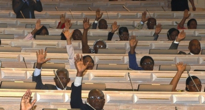 MPLA aprova na generalidade OGE 2018 com abstenção da oposição