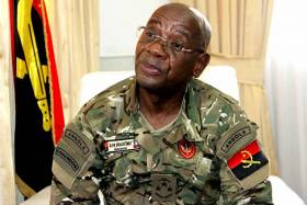 João Lourenço expressa pesar pela morte de general “Kamorteiro”, ligado ao fim da guerra