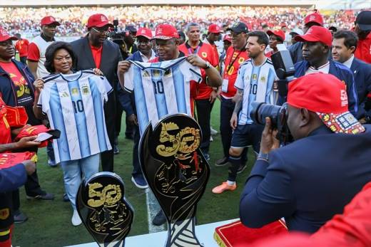 João Lourenço vaiado no amistoso entre Angola e Argentina em Luanda